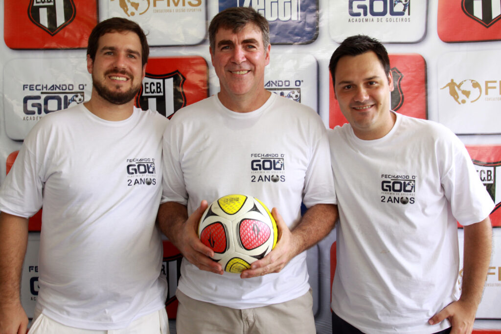 2008 - Zetti inaugura a fechando o gol