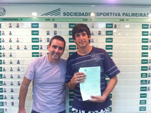 Goleiro Leonardo assina contrato com o Palmeiras- Fechando o Gol